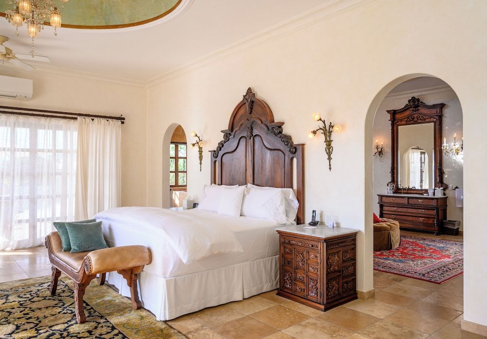 Casa Kimberly - Near Malecon Elizabeth Taylor Suite