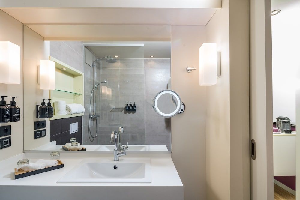 undefined Hotel Indigo Düsseldorf by IHG 10