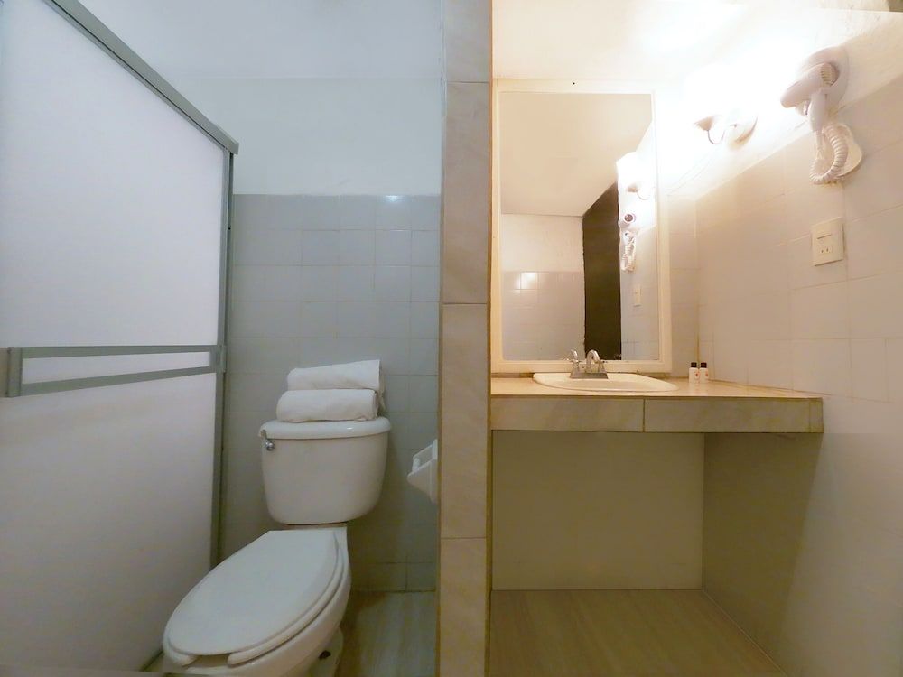 OYO Hotel Plata,Fresnillo, Zacatecas Standard Room 5