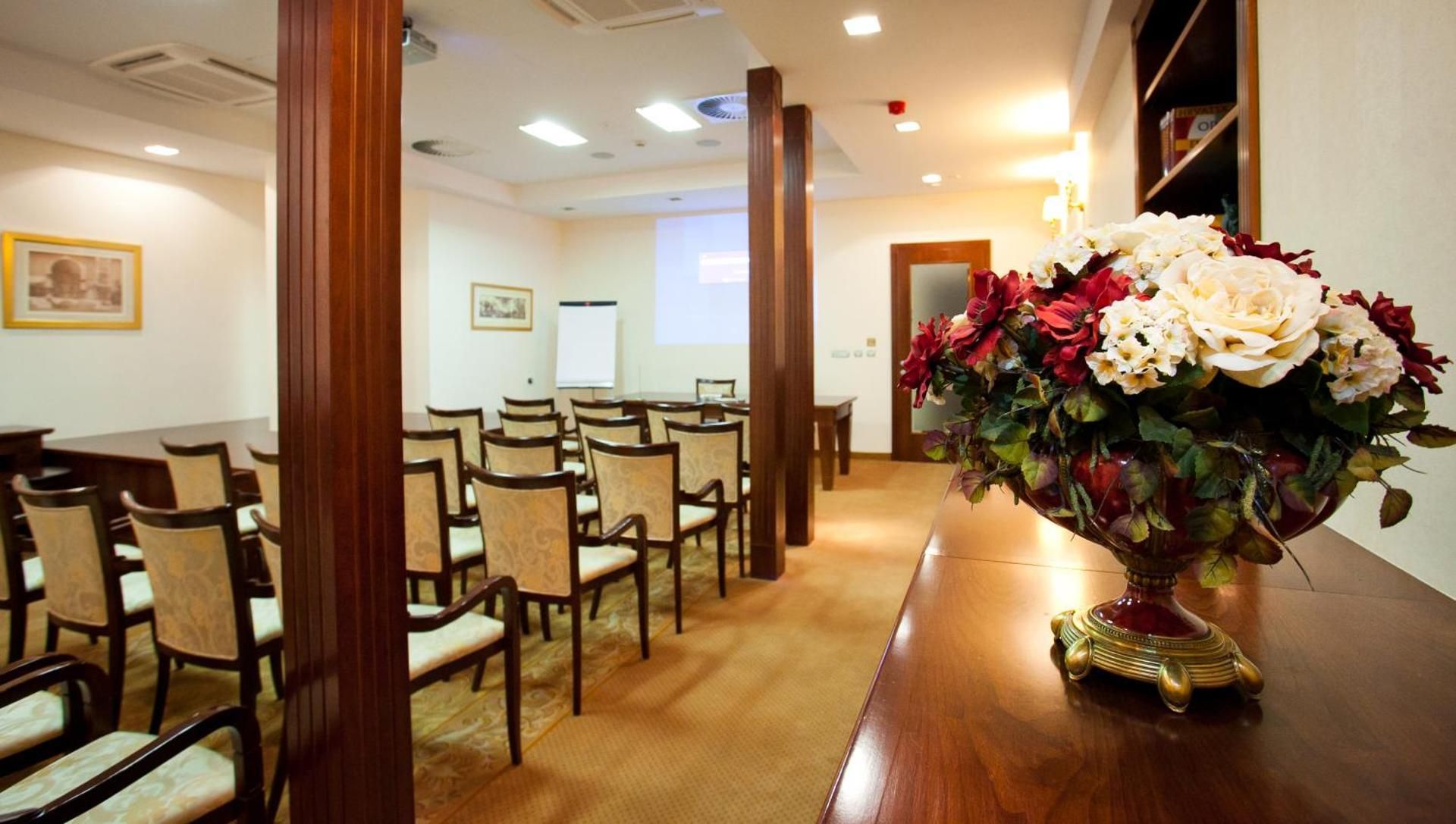 meeting room / ballrooms