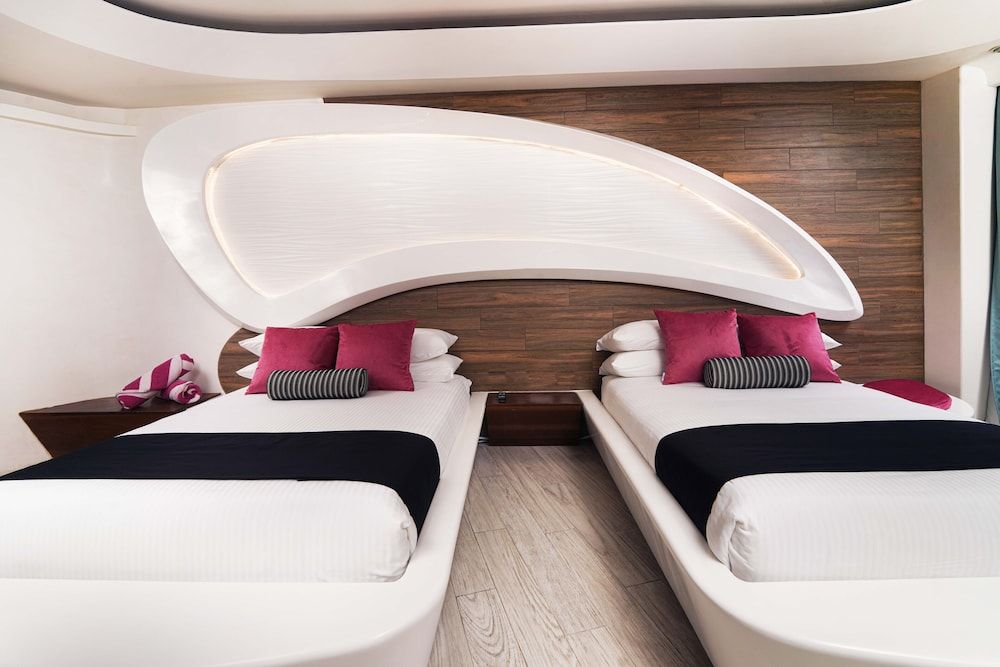 undefined The Carmen Hotel - Ocean Front 3