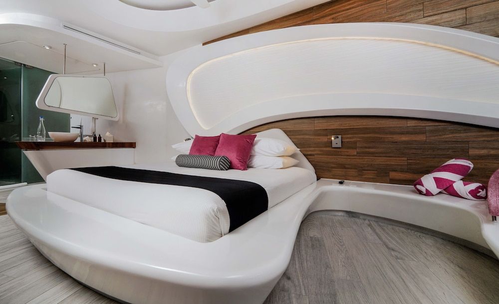 undefined The Carmen Hotel - Ocean Front 4