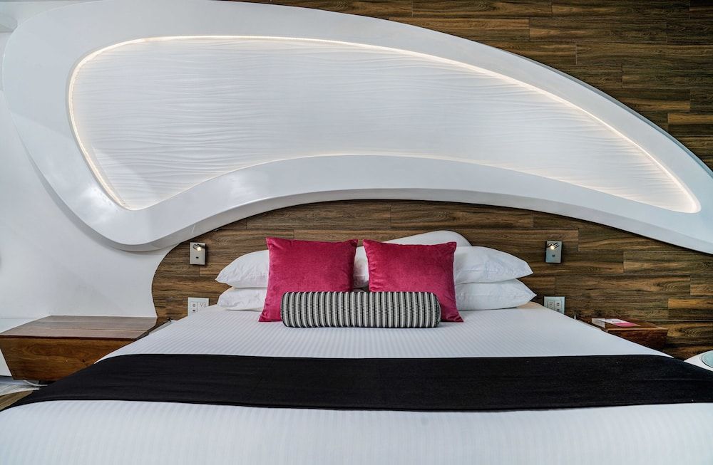 undefined The Carmen Hotel - Ocean Front 8