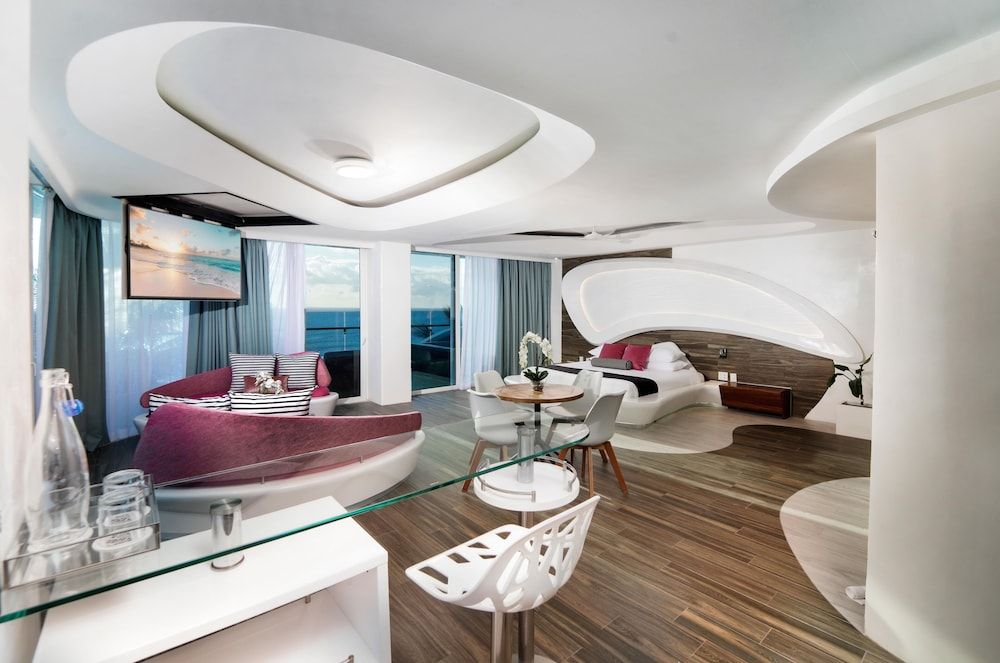 undefined The Carmen Hotel - Ocean Front 2