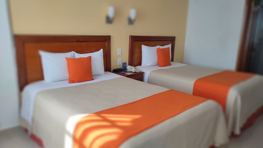 Hotel Báez Carrizal Comfort Room, 2 Double Beds 4