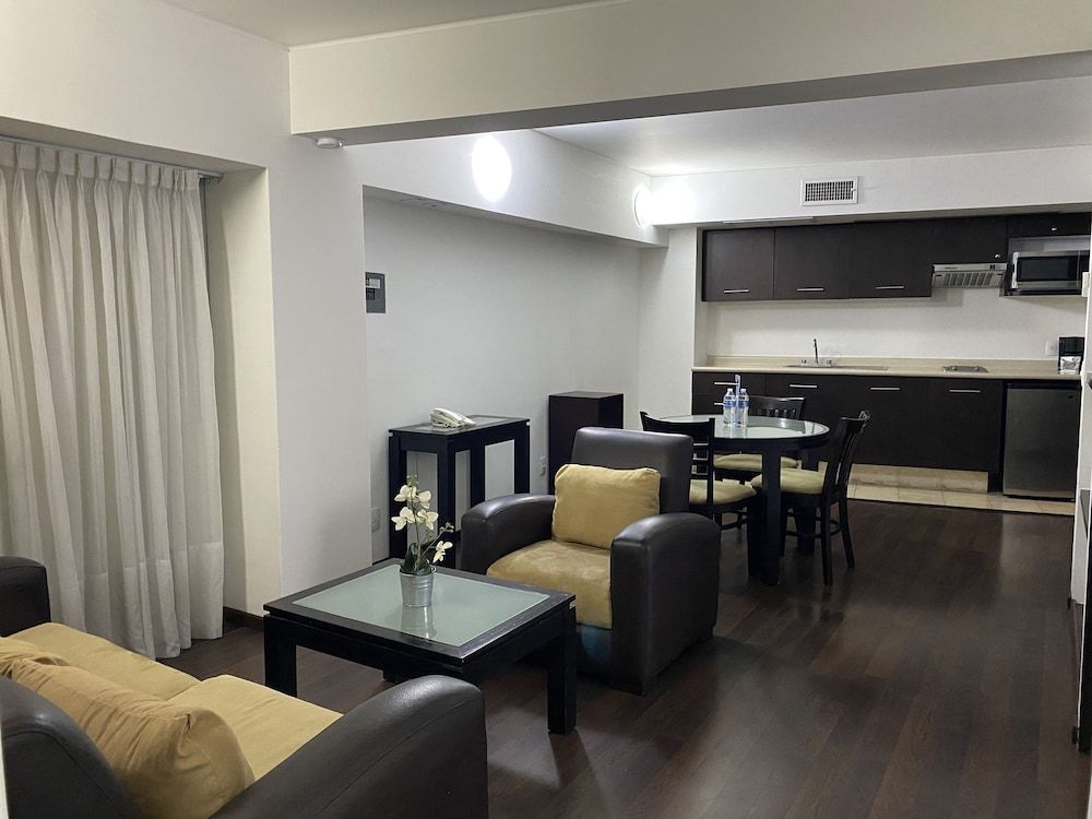 Suites Teca Once Standard Room 8