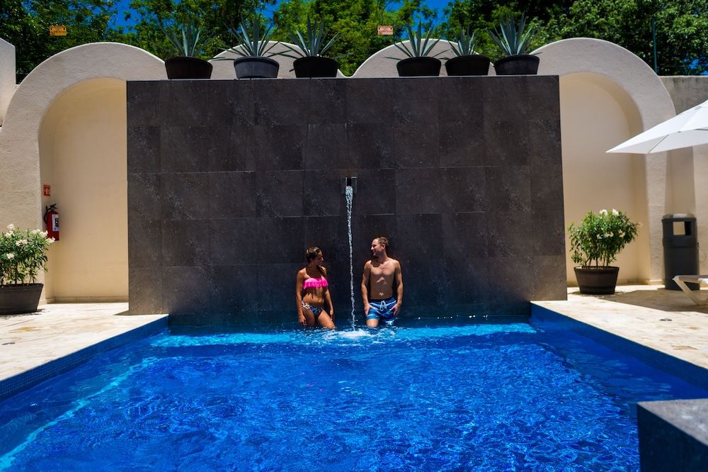 undefined Hotel MX portal maya 8