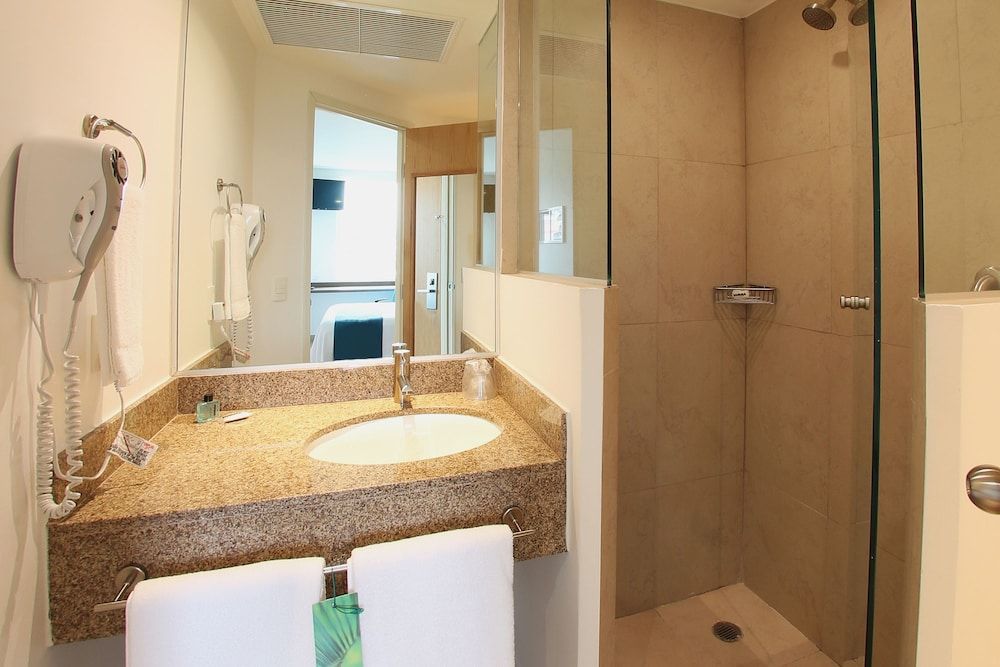 One Ciudad de México Periférico Sur Superior Room, 1 Queen Bed 3