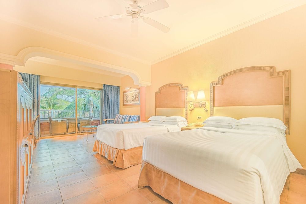 Junior Suite, Oceanfront (Premium Level)