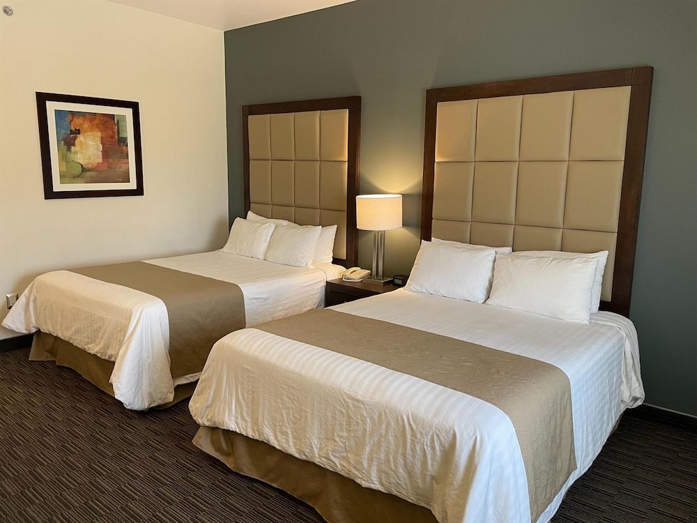 Best Western Plus Chihuahua Juventud Standard Room, 2 Queen Beds, Non Smoking, Refrigerator