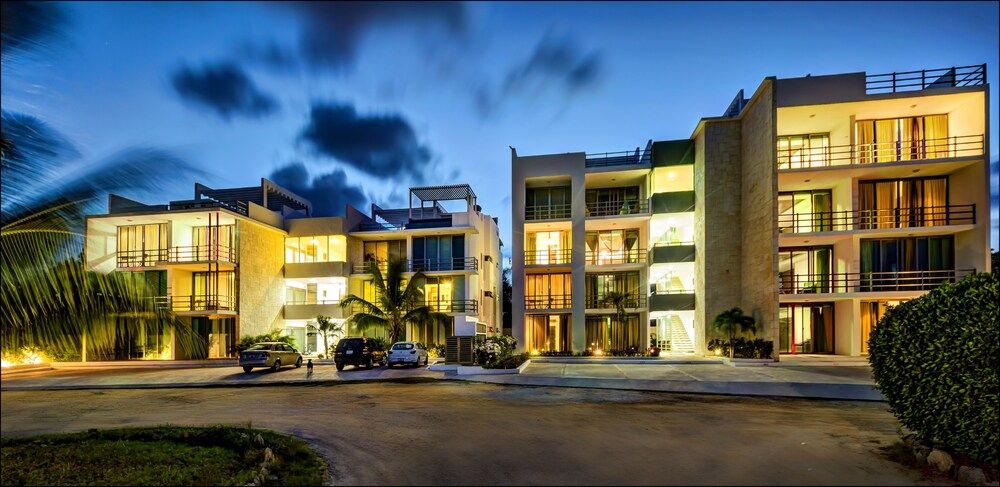 Acacia Condos