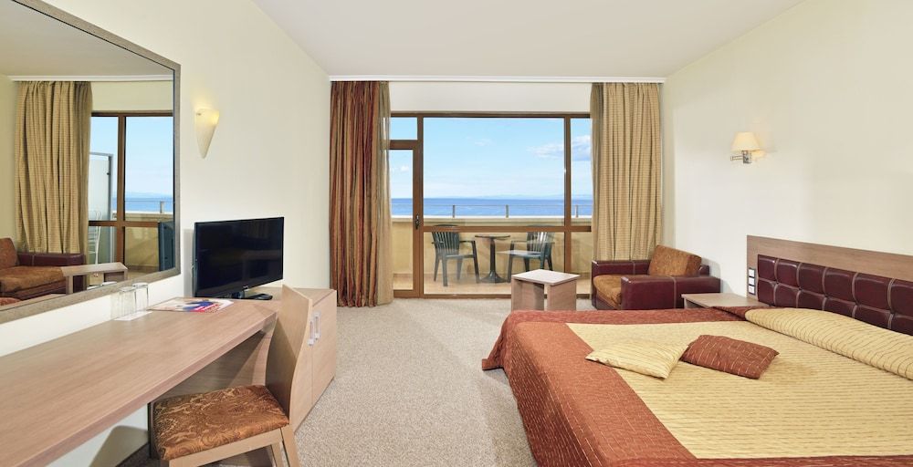 Family Room Sea View