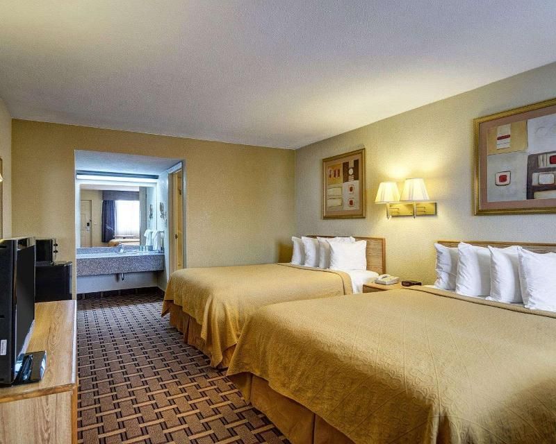2 Queen Beds, No-Smoking