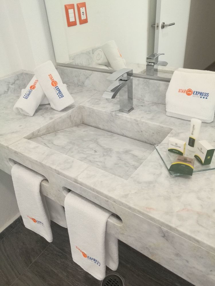 Hotel Star Express Puebla - Central CAPU Standard Room 9