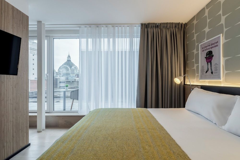 undefined PREMIER SUITES PLUS Antwerp