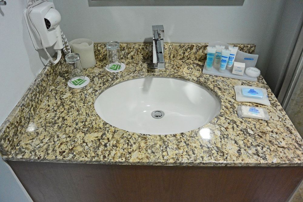 Wyndham Garden Mexico City Reforma Suite, 1 Queen Bed 8