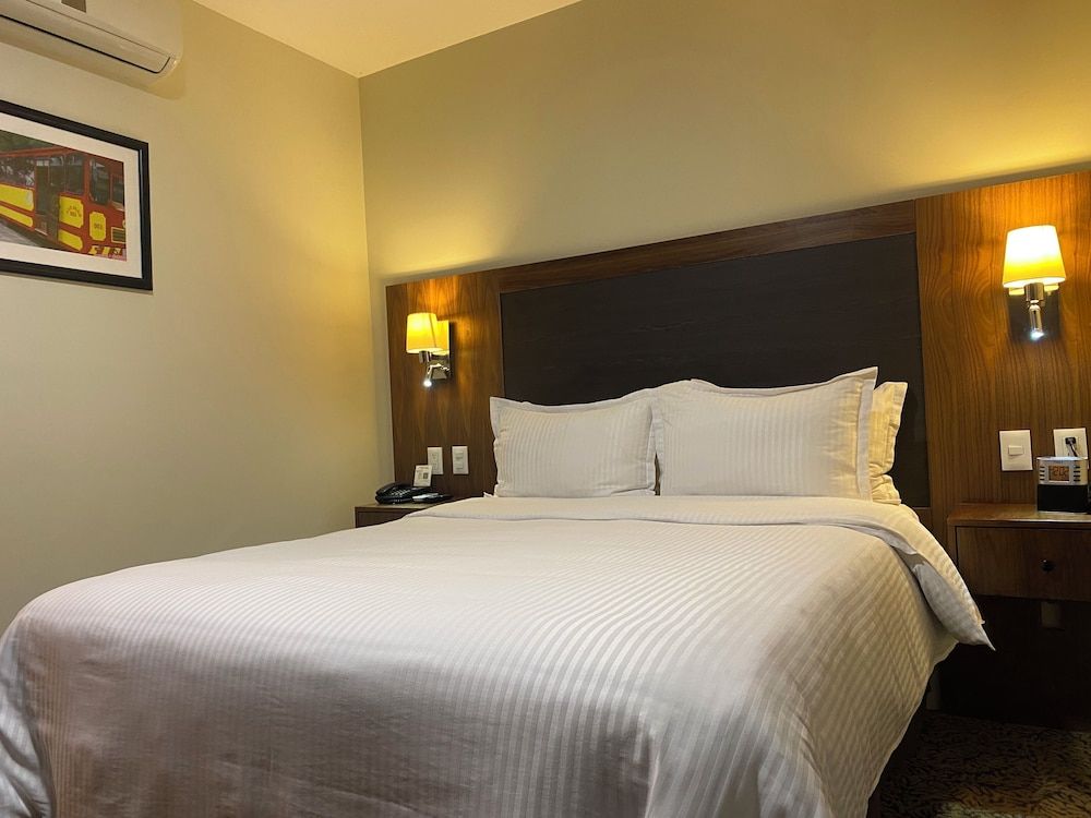 Senia Reforma Suite, 1 Queen Bed 2