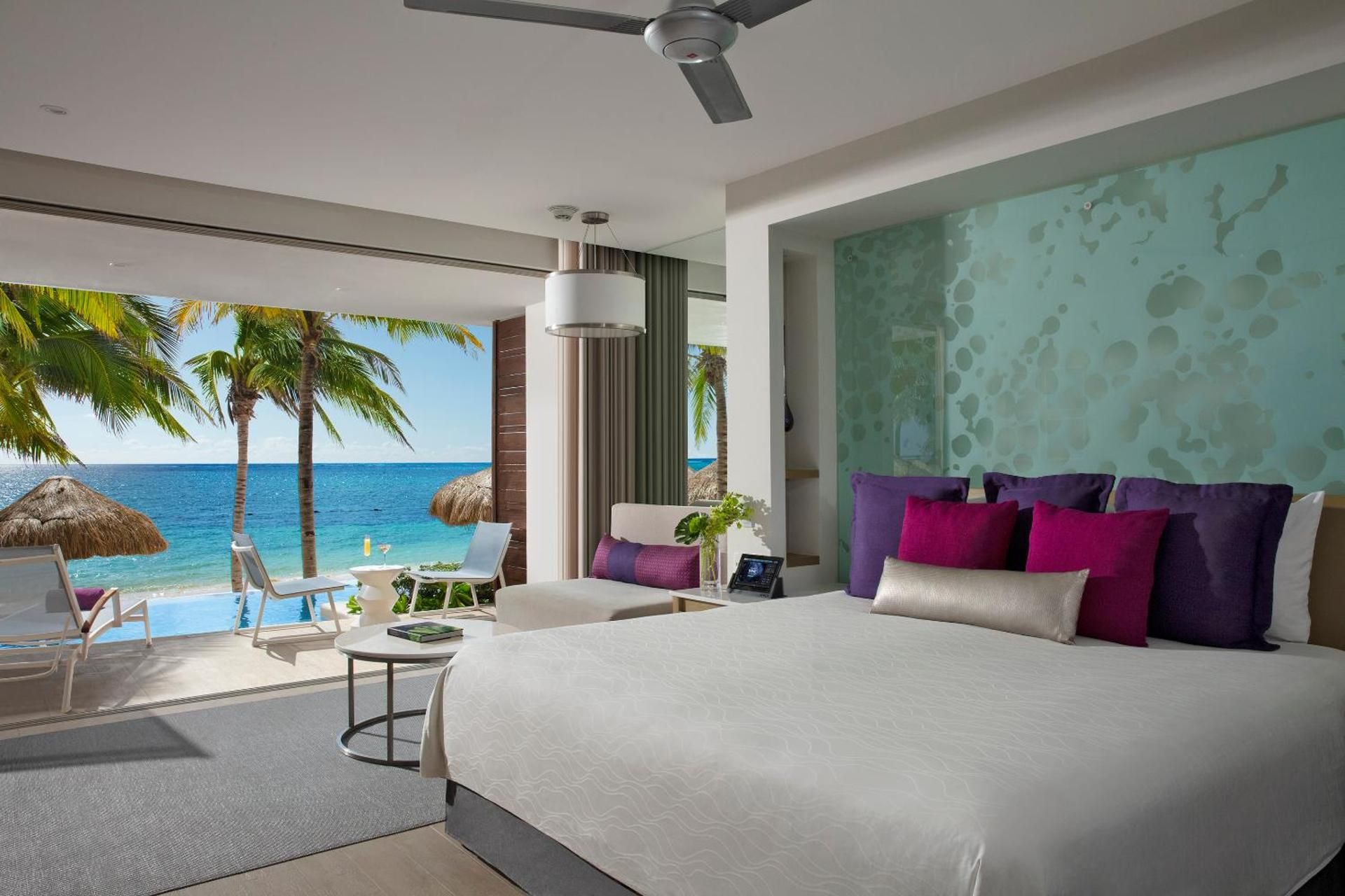 Xhale Club Oceanfront Swim Out Junior Suite with King Bed