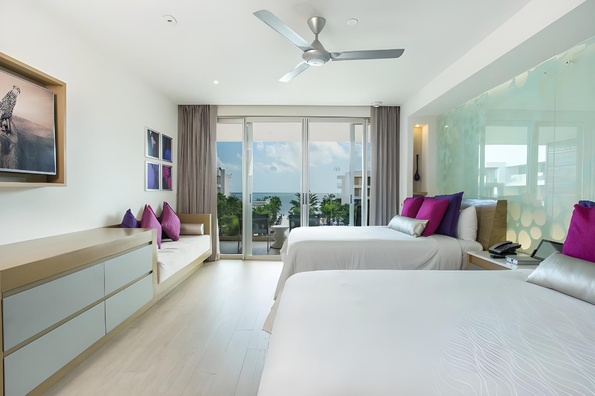 Xhale Club Oceanfront Swim Out Junior Suite with Double Bed