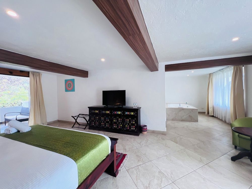 Hotel Las Puertas de Tepoztlan Master Suite 5