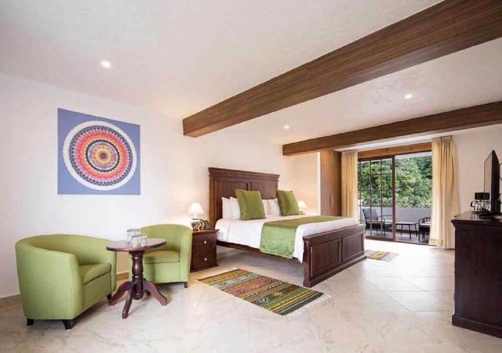 Hotel Las Puertas de Tepoztlan Master Suite 4