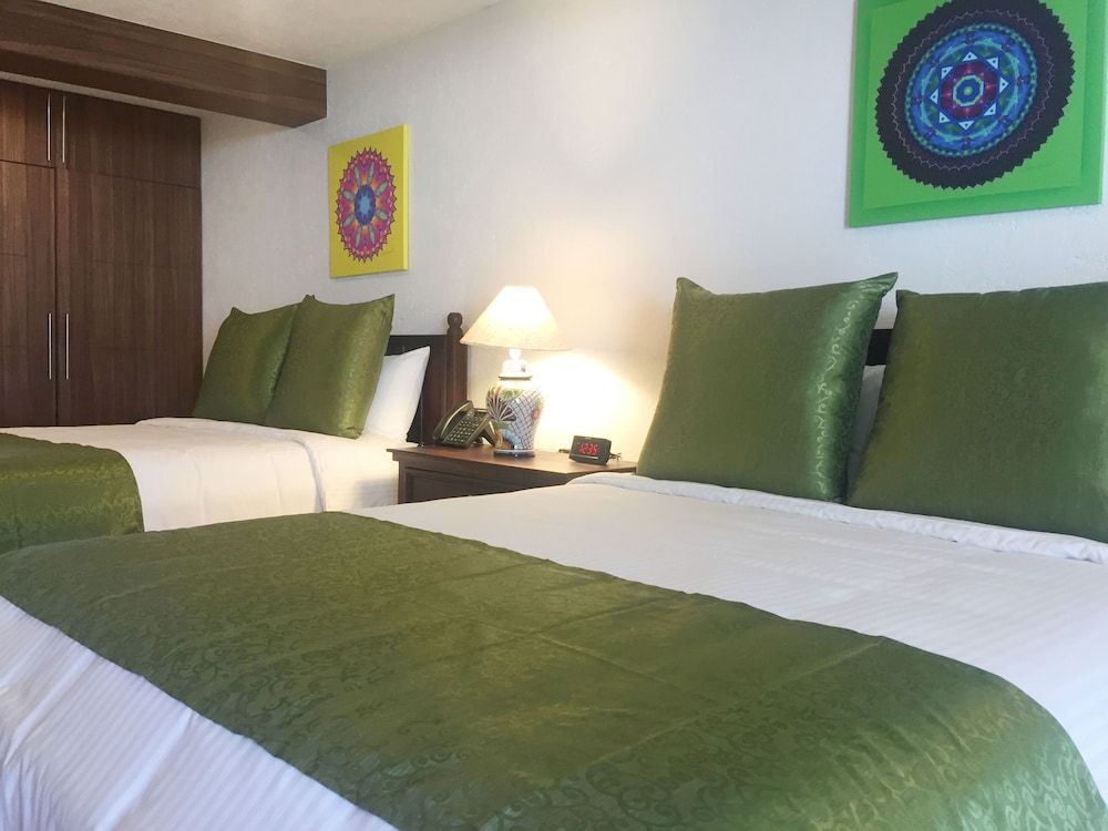 Hotel Las Puertas de Tepoztlan Junior Suite (Doble Queen)