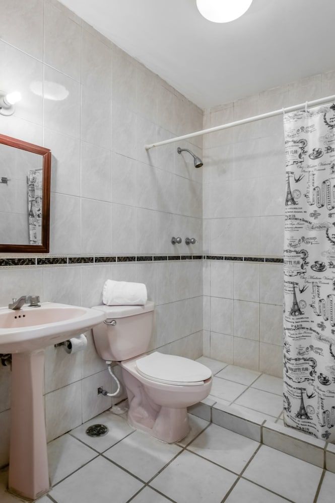 Boca Inn Hotel & Suites Superior Room, 2 Double Beds 4