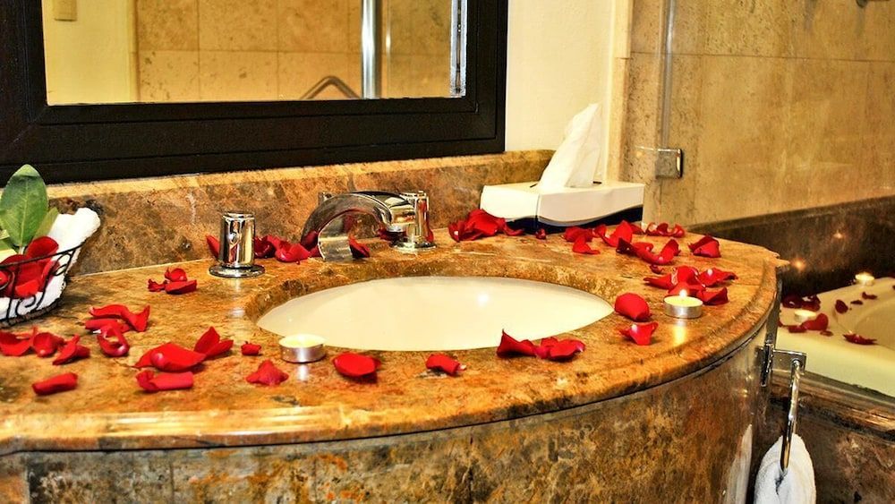 Hotel Verdi Honeymoon Suite, 1 King Bed 2