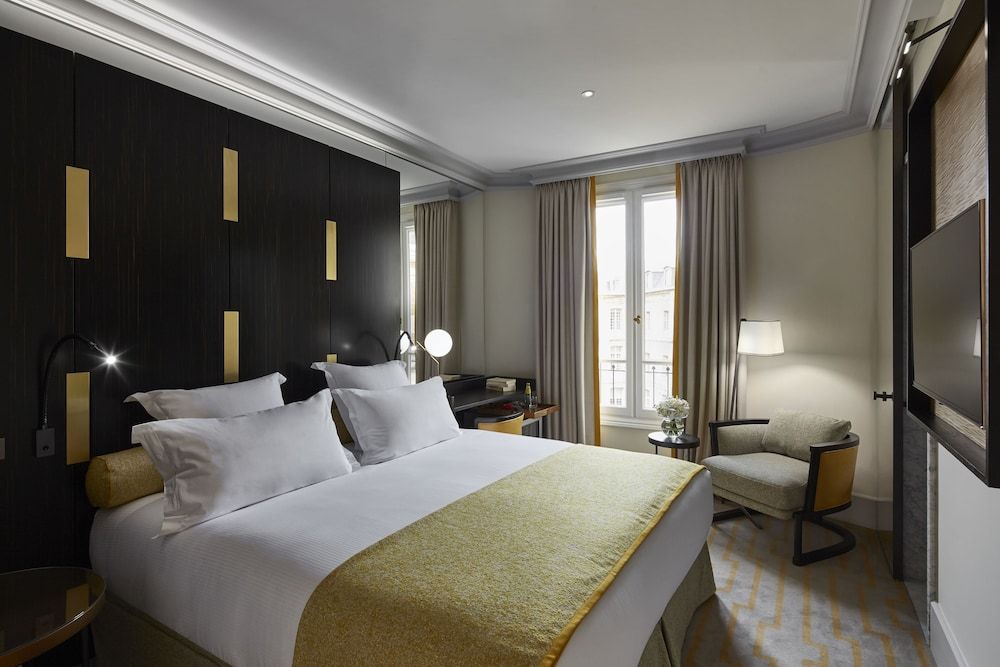 Hotel Montalembert Superior Room