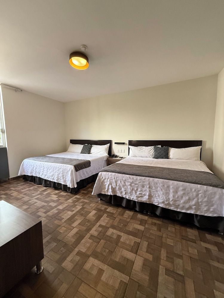 Las Pérgolas Superior Room