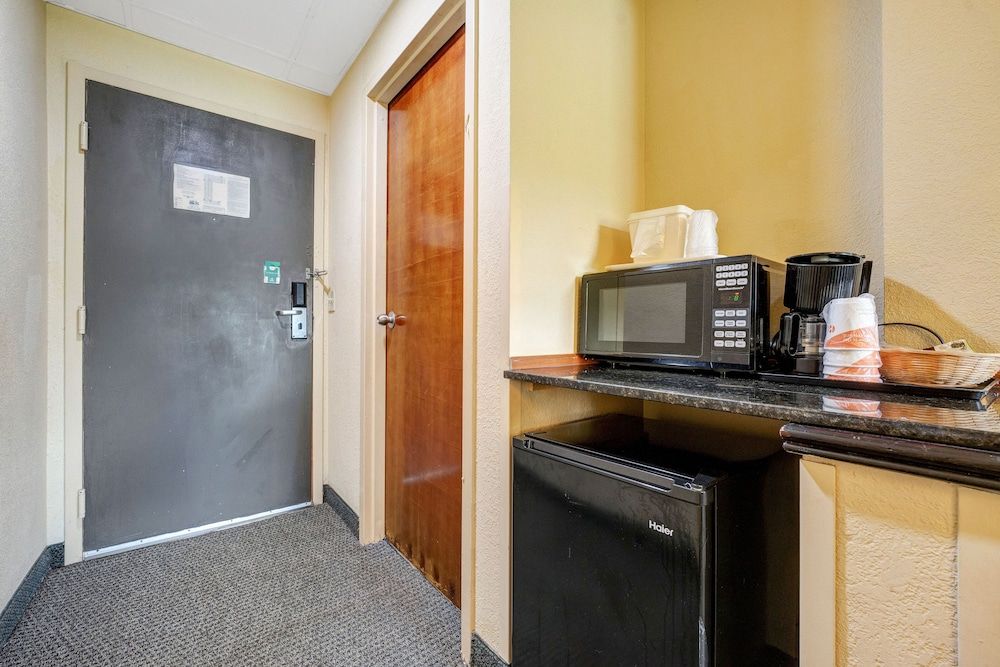 Mi Casa Hotel Studio Suite, 2 Queen Beds 5