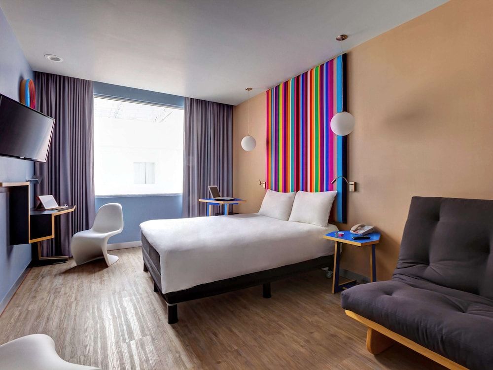 undefined ibis Styles Mexico Reforma 5