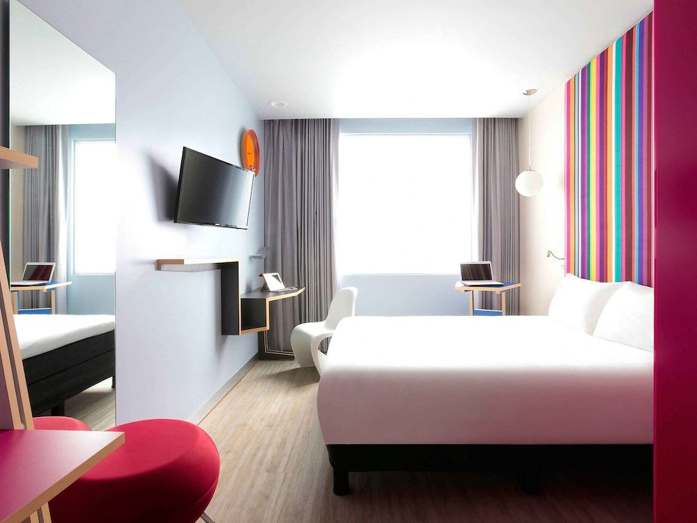 undefined ibis Styles Mexico Reforma 4