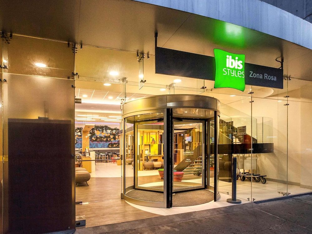 undefined ibis Styles Mexico Reforma 7