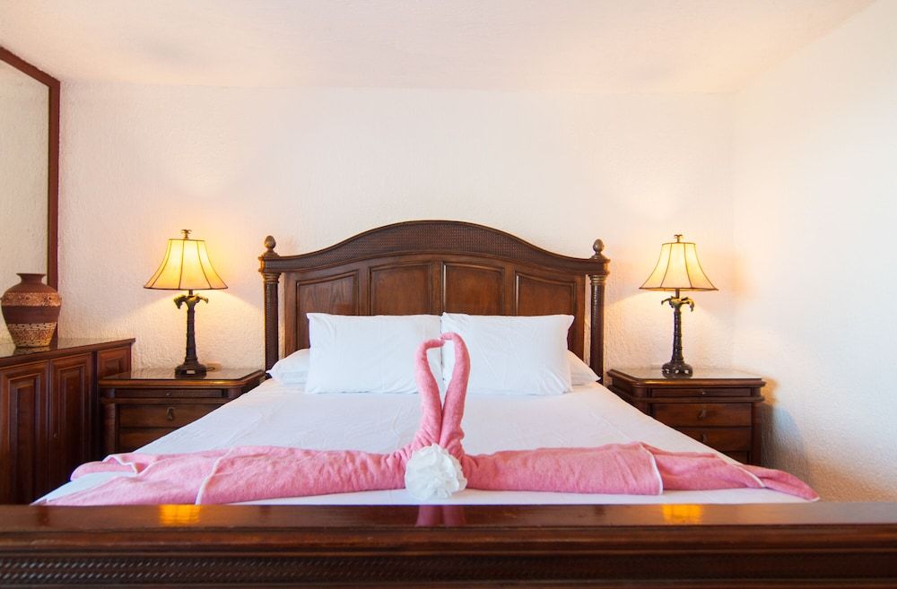 Solymar Condo by Casago Superior Studio Suite, Ocean View 3