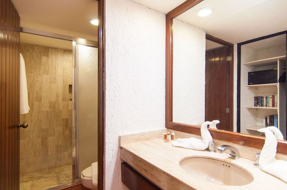 Solymar Condo by Casago Superior Studio Suite, Ocean View 10