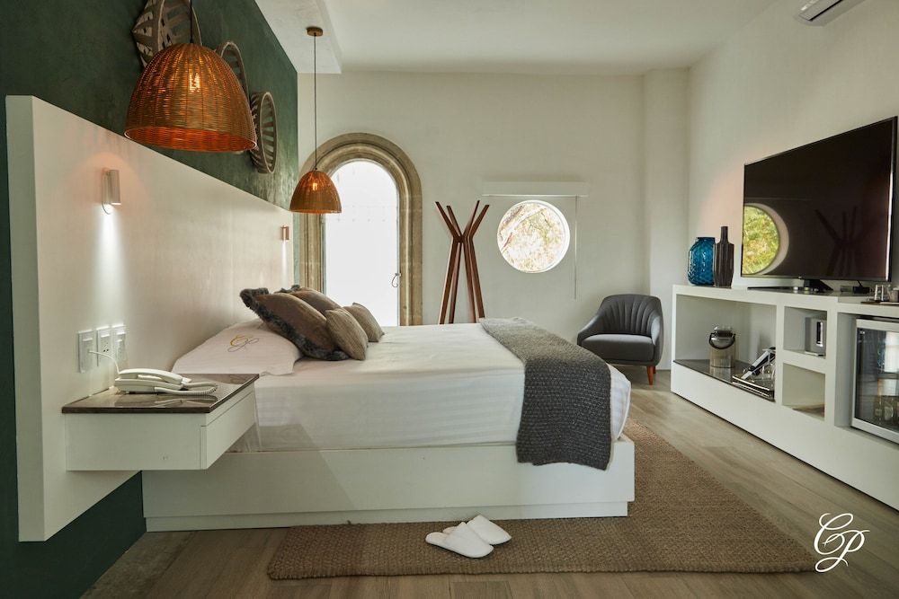 Hotel Boutique de Cantera y Plata Master Suite with Terrace -Sterling 3