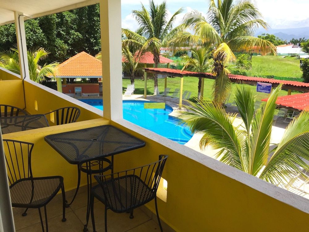 Hotel JS Superior Room with Air Conditioning 10