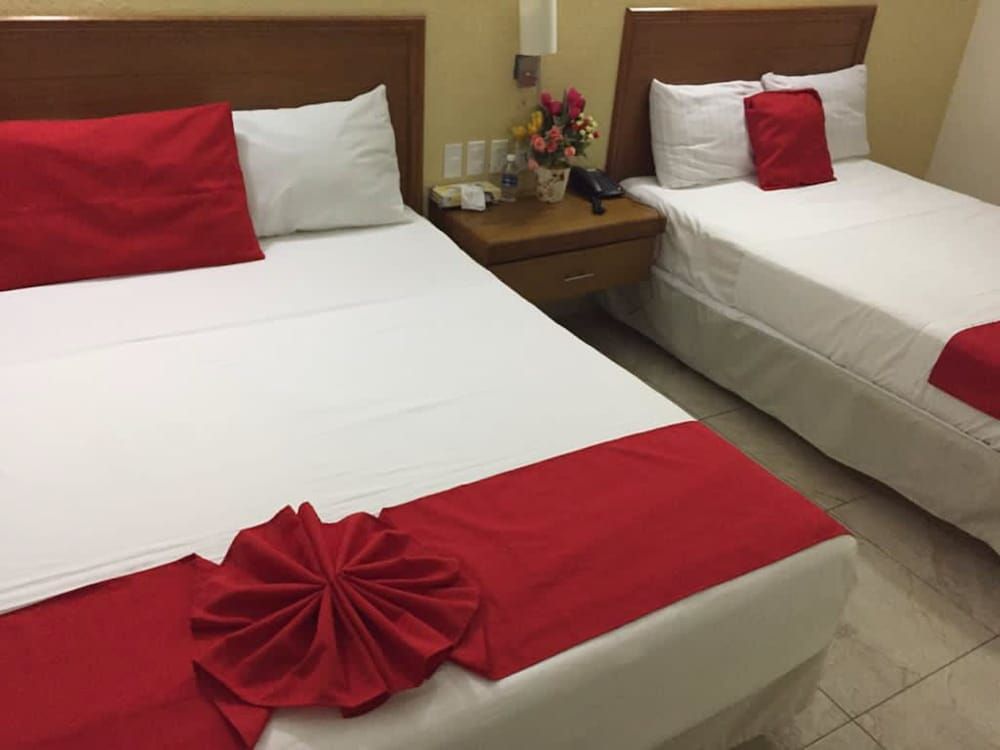 Hotel JS Superior Room with Air Conditioning 8