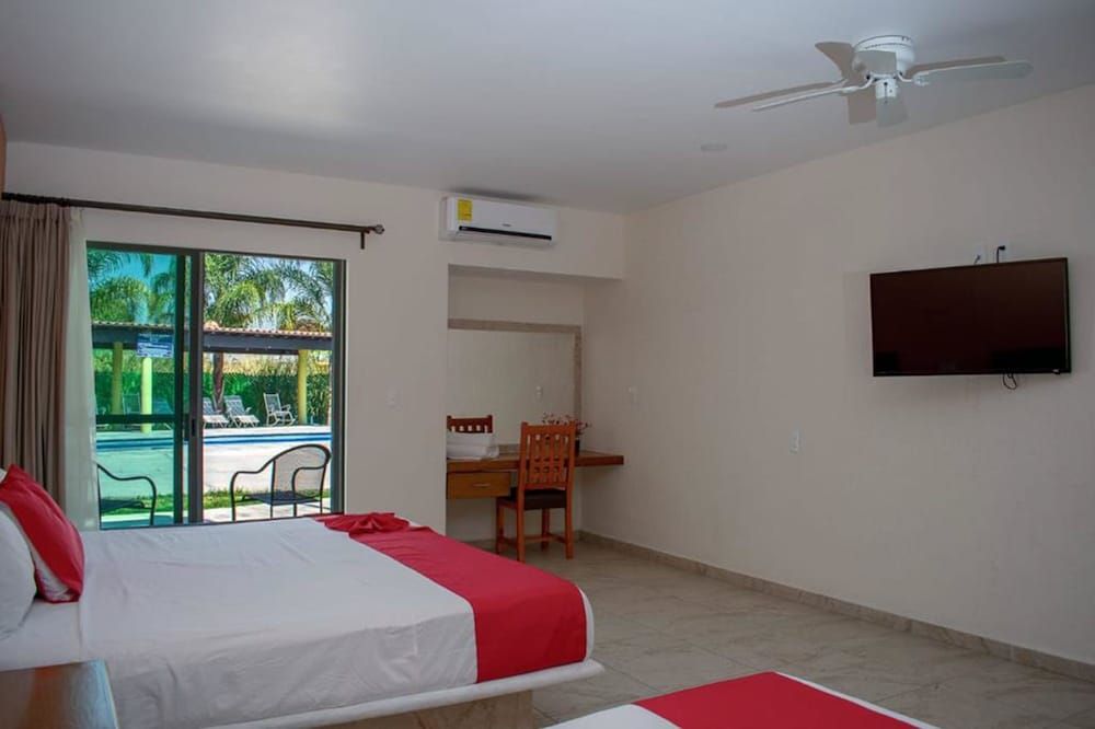 Hotel JS Superior Room with Air Conditioning 7