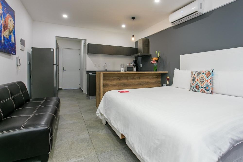 undefined Studio 30 Condhotel by Nah Hotels 10