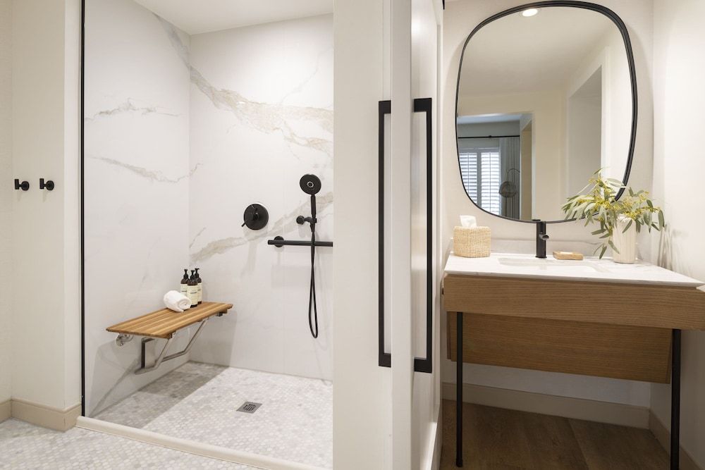 The Steward, Santa Barbara, a Tribute Portfolio Hotel Standard Suite, 1 Bedroom (Mobility/Hearing Access, Roll-in Shwr) 2