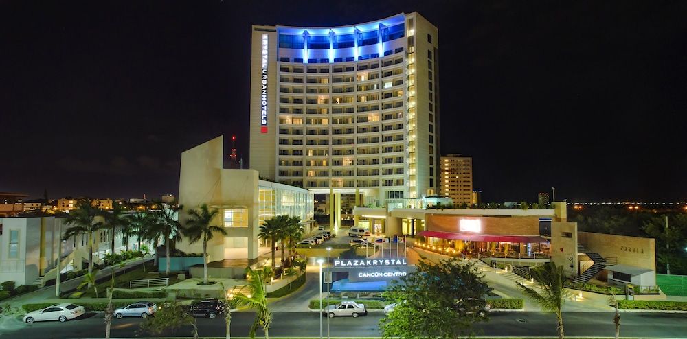 undefined Krystal Urban Cancun & Beach Club 10
