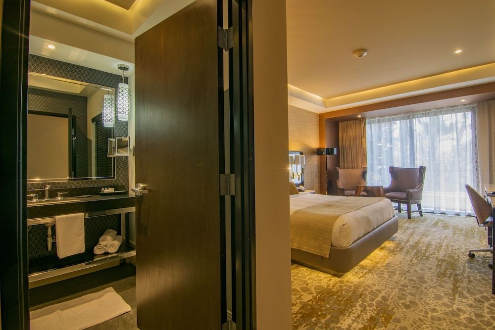 K Tower Boutique Hotel By Lucerna Premium Room, 1 King Bed, Pool View (EXPEDIA) 5