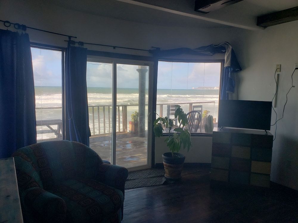 Casa Playa Baja Family Duplex, 2 Bedrooms, Beach View, Poolside 5