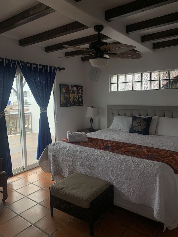 Casa Playa Baja Family House, 3 Bedrooms, Beach View, Beachfront 2