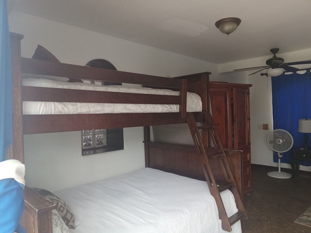 Casa Playa Baja Family House, 4 Bedrooms, Beach View, Beachfront 3