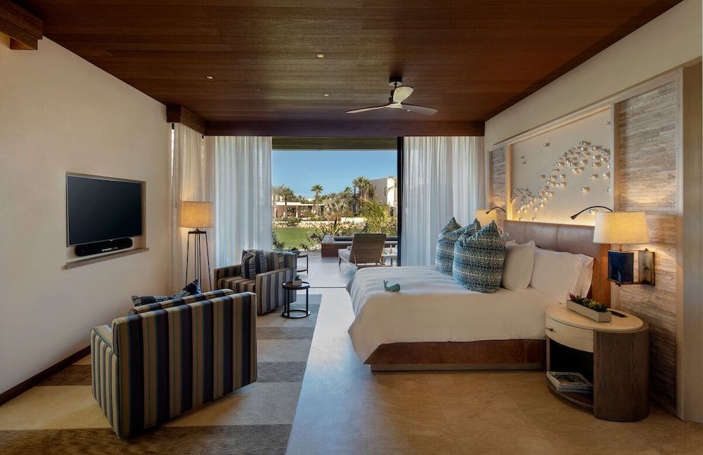 Room, 1 King Bed, Garden View (with Plunge Pool)