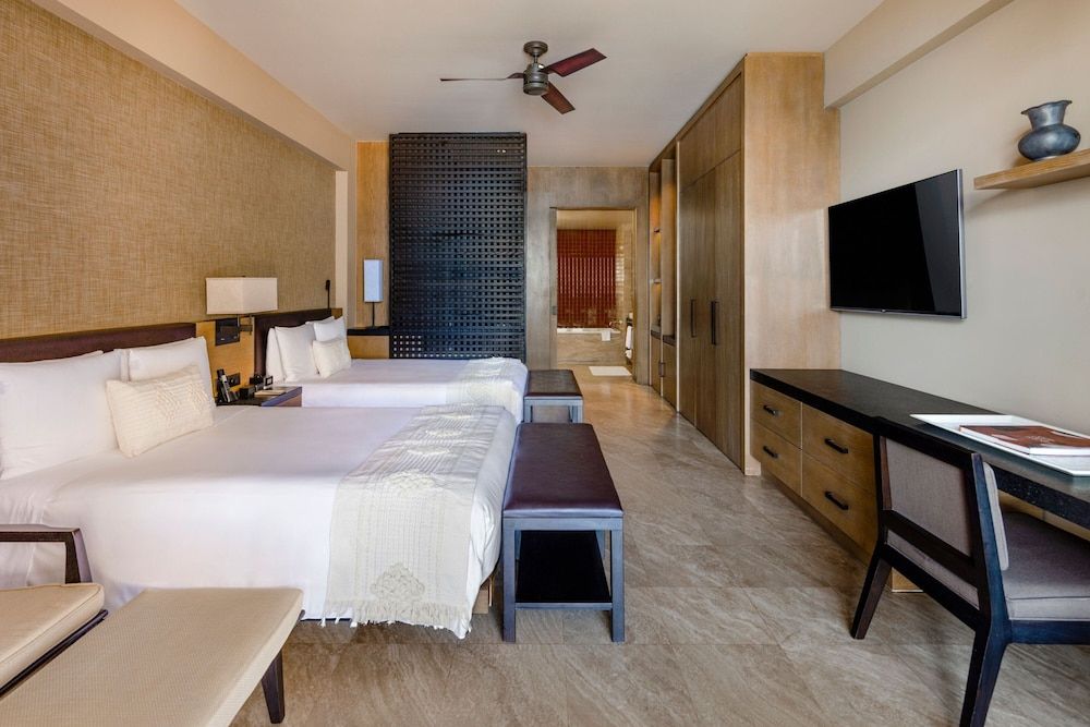 Deluxe Room, 2 Double Beds, Non Smoking, Resort View