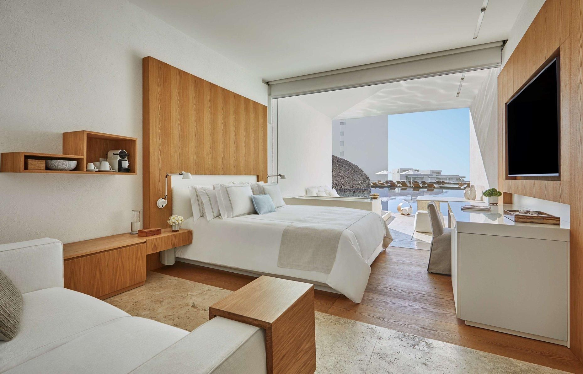Partial Ocean View Junior Suite with Plunge Pool, with Butler Service
